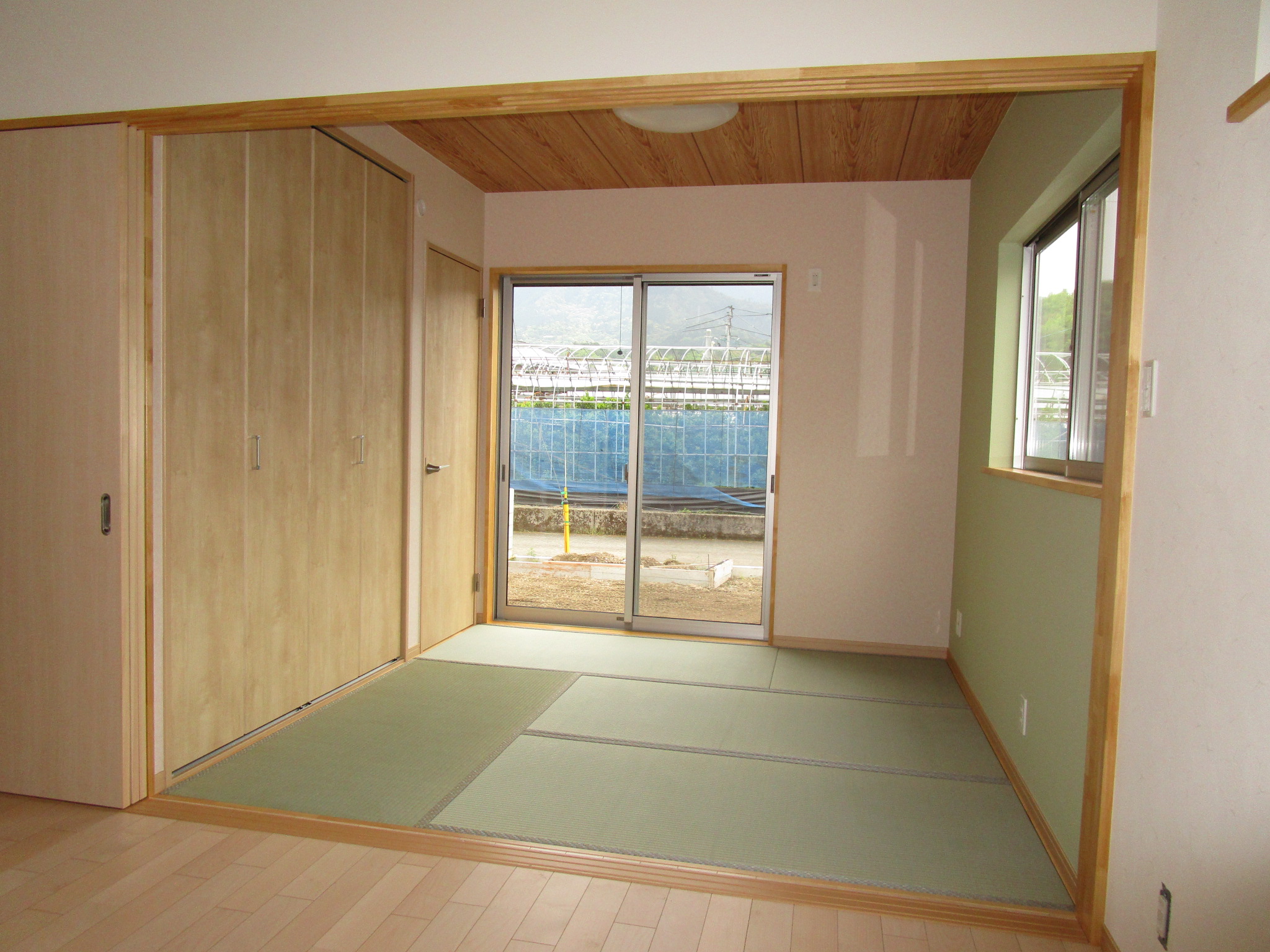 川内新築1F和室